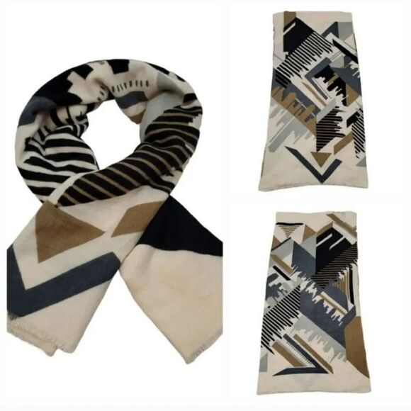 NEW City Skyline Womens Oversized Blanket Scarf in Neutral - Picture 3 of 12